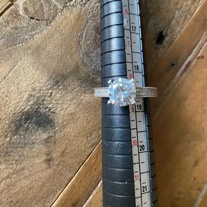 1.27 cwt Zircon Ring Sterling Silver Diamond Accents Round Cut 8.5 NWOT!!